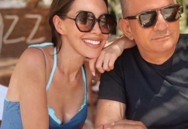 Ona je poznata voditeljka, on dekan fakulteta u Beogradu: Zavirite u MALI porodični RAJ Jelene i Dragana Simića (FOTO)