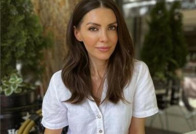 Udala se za profesora sa fakulteta, stariji je od nje 30 godina: Znate li ko je suprug lepe voditeljke Jelene Simić?