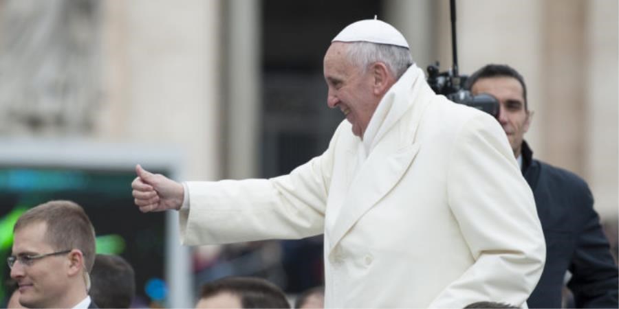 Papa je jučer upozorio vjernike na nešto što bi trebali činiti svaki dan: Traje samo 2 minute, a bit će dobro za vas