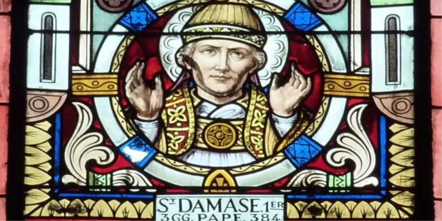 Papa Damaz – sazvao je sabor koji je definirao božanstvo Duha Svetoga i pozvao sv. Jeronima da prevede Bibliju
